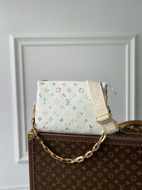 louis vuitton kuscheltier|coussin pm louis vuitton.